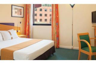 Гостиница Holiday Inn Express Arras