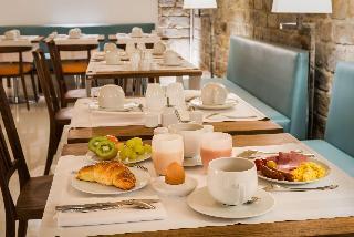 Гостиница Best Western Jardin De Cluny