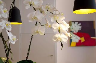 Гостиница Best Western Jardin De Cluny