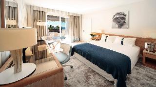 Hotel Holiday Inn Resort Nice-Port St. Laurent