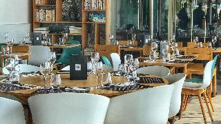 Hotel Holiday Inn Resort Nice-Port St. Laurent
