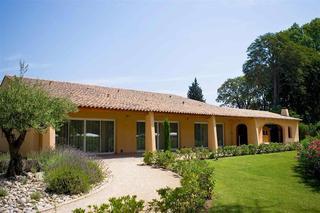 Гостиница Novotel Aix-en-Provence Pont-de-l'Arc Fenouilleres