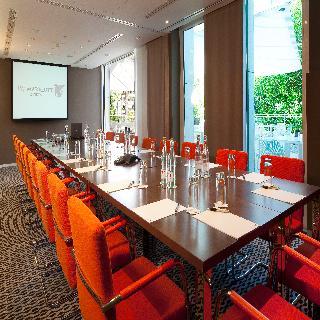Гостиница JW Marriott Cannes