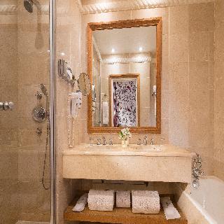 Гостиница West end Paris