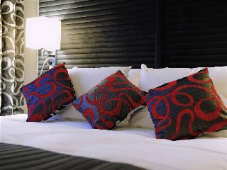 Гостиница Hotel Mercure Paris Tour Eiffel Pont Mirabeau