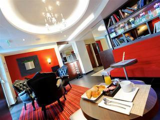 Гостиница Hotel Mercure Paris Tour Eiffel Pont Mirabeau
