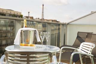 Hotel Renaissance Paris Arc de Triomphe