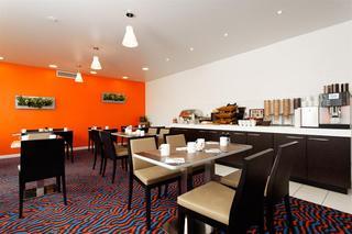Гостиница Holiday Inn Express Strasbourg Sud