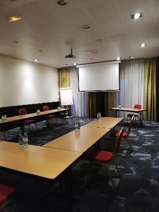 Гостиница Mercure Beaune Centre