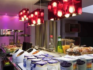 Гостиница Hotel Mercure Paris Arc de Triomphe Etoile