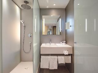 Гостиница Hotel Mercure Paris Arc de Triomphe Etoile