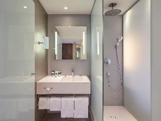 Гостиница Hotel Mercure Paris Arc de Triomphe Etoile