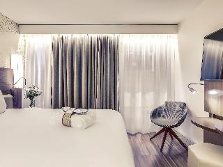 Гостиница Hotel Mercure Paris Arc de Triomphe Etoile