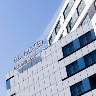 Гостиница AC Paris Porte Maillot