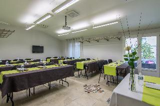 Гостиница Artea Aix Centre