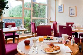 Гостиница Hotel Mercure Paris Sud Les Ulis Courtaboeuf