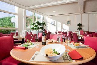 Гостиница Hotel Mercure Paris Sud Les Ulis Courtaboeuf