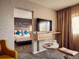 Гостиница Hotel Mercure Paris Sud Les Ulis Courtaboeuf