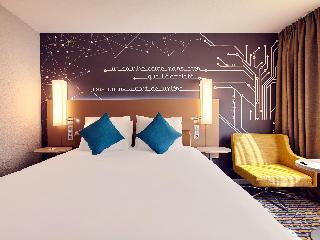 Гостиница Hotel Mercure Paris Sud Les Ulis Courtaboeuf
