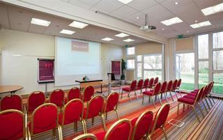 Гостиница Hotel Mercure Paris Sud Les Ulis Courtaboeuf