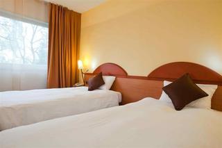 Гостиница Hotel Mercure Paris Sud Les Ulis Courtaboeuf