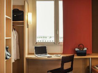 Гостиница ibis Paris Tour Eiffel Cambronne 15eme