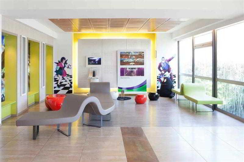 Гостиница Novotel Reims Tinqueux