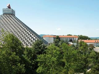 Гостиница Eventhotel Pyramide