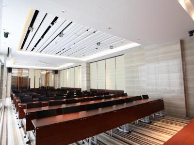 Hotel Holiday Inn Exp Shanghai New Hongqiao