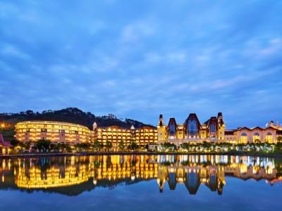 Гостиница Four Points Sheraton Heyuan Resort