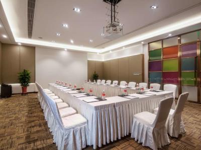 Гостиница Ramada Shanghai Songjiang