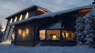 Hotel Santa's Igloos Arctic Circle