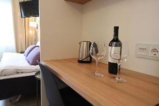 Hotel Aakenus