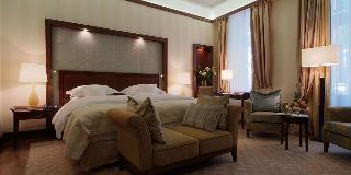 Excelsior Hotel Ernst