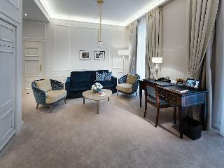 Excelsior Hotel Ernst