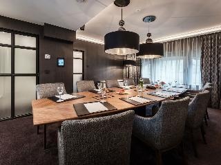 Excelsior Hotel Ernst