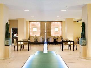 Excelsior Hotel Ernst