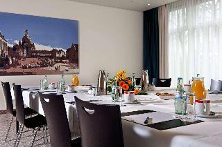 Гостиница Ramada by Wyndham Dresden