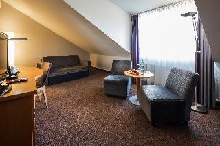 Гостиница Ramada by Wyndham Dresden