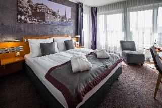 Гостиница Ramada by Wyndham Dresden