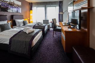 Гостиница Ramada by Wyndham Dresden