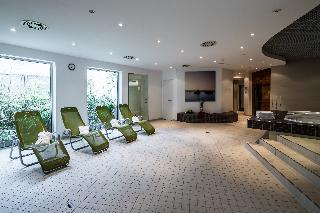 Гостиница Ramada by Wyndham Dresden