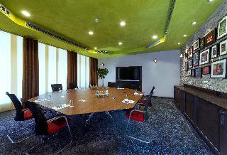 - ibis Styles Stuttgart