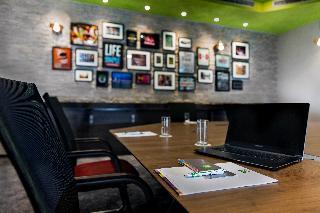 - ibis Styles Stuttgart