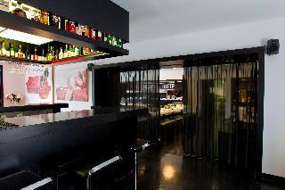 Hotel Gat Point Charlie