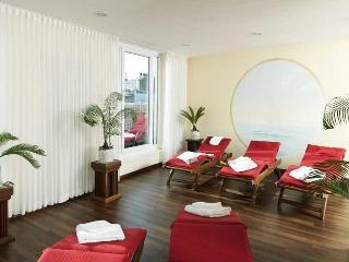 Hotel NH Collection Berlin Mitte am Checkpoint Charlie