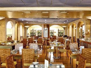 Гостиница Sofitel Athens Airport