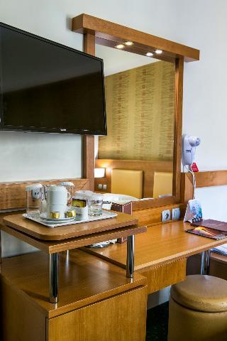 Hotel Athens Cypria