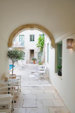 Гостиница Mythos Suites Hotel
