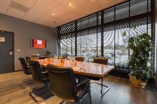 Гостиница Leonardo Royal hotel Den Haag Promenade